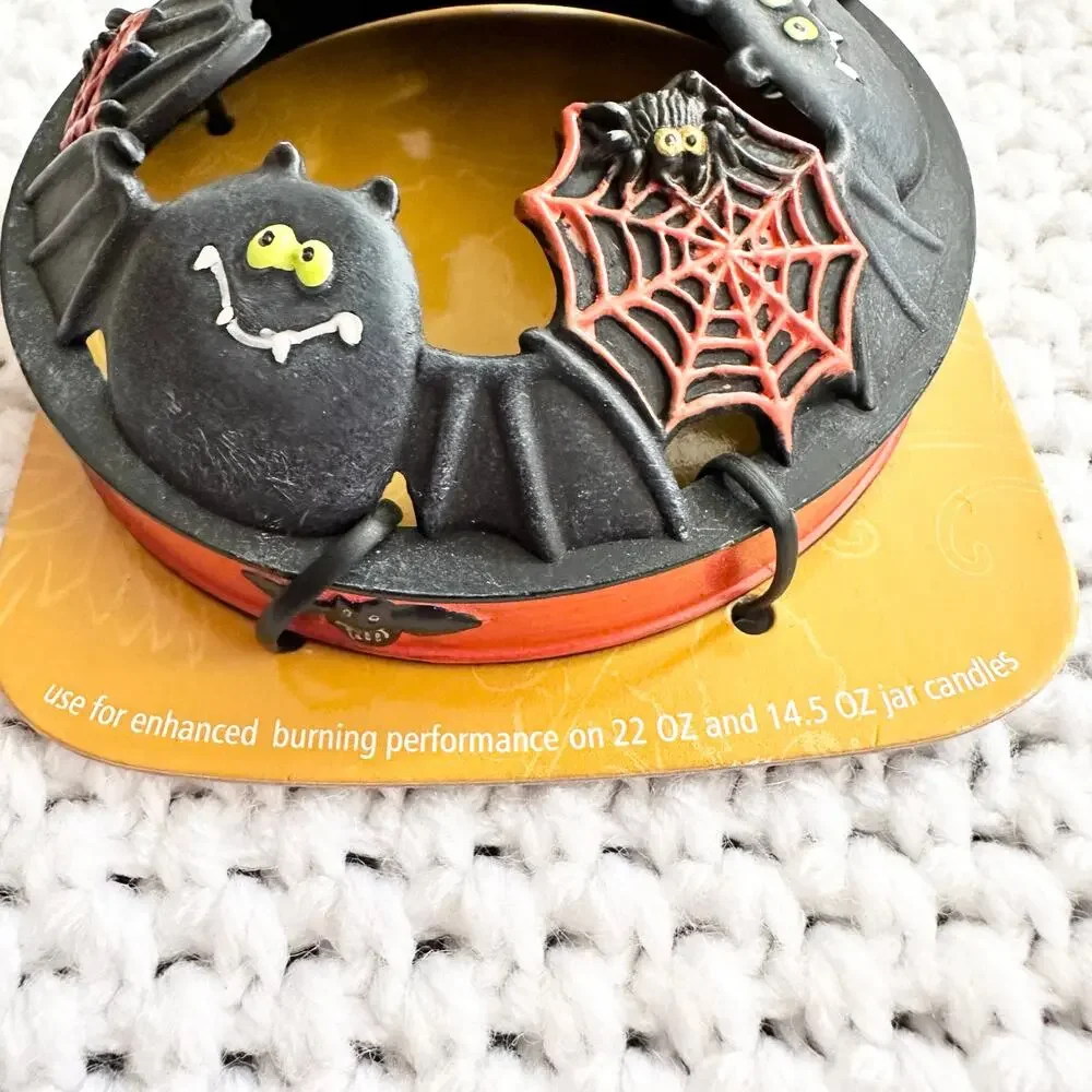 Yankee Candle 2007 Illuma-Lid NWT Crazy Bat Halloween Jar Candle Accessory